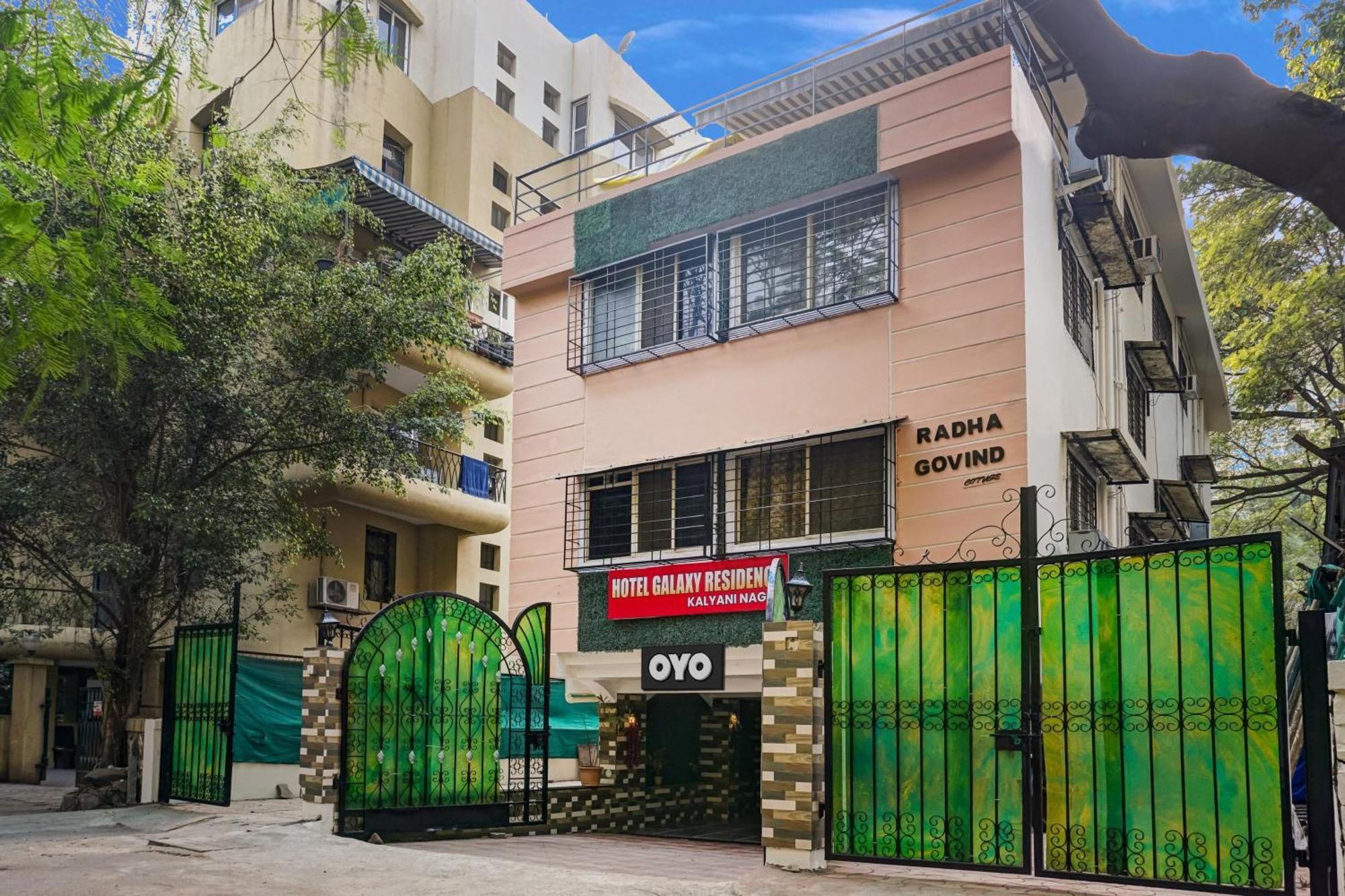 Hotel Galaxy Residency Kalyani Nagar Pune Eksteriør bilde