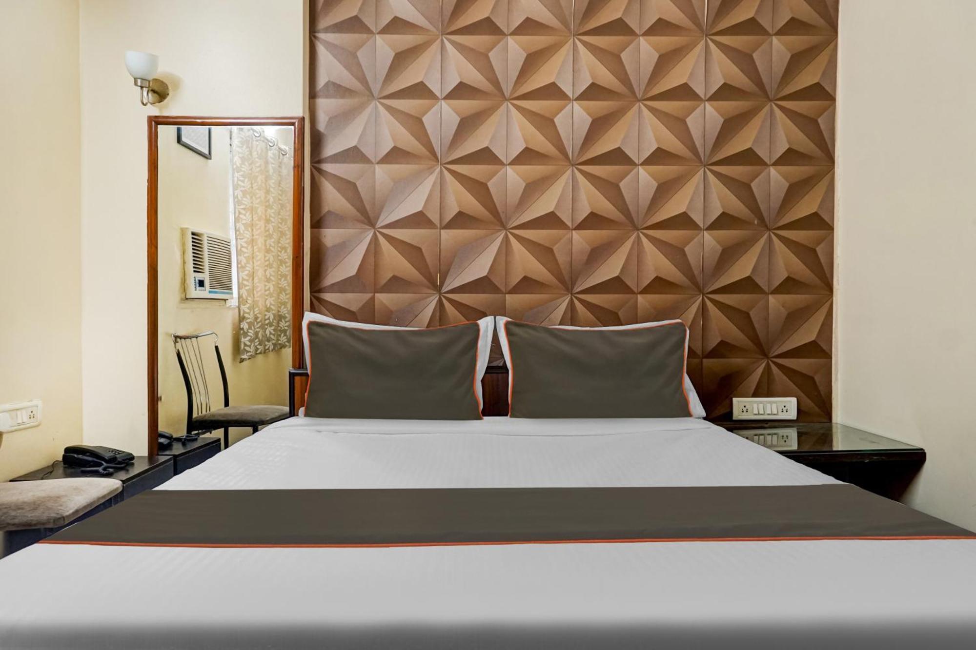 Hotel Galaxy Residency Kalyani Nagar Pune Eksteriør bilde